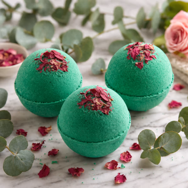 Eucalyptus Bath Bomb with Rose Petals
