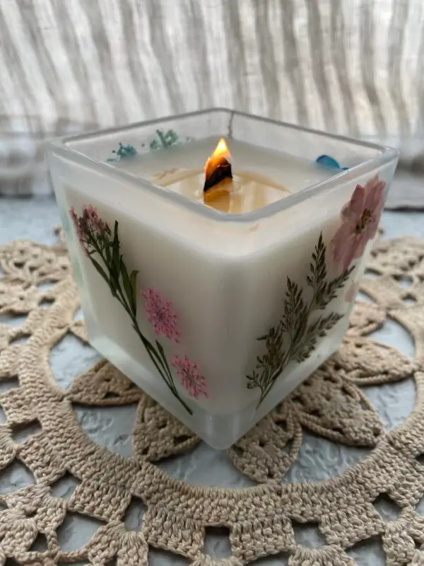 Little Gem Soy Candle with Crackling Wood Wick